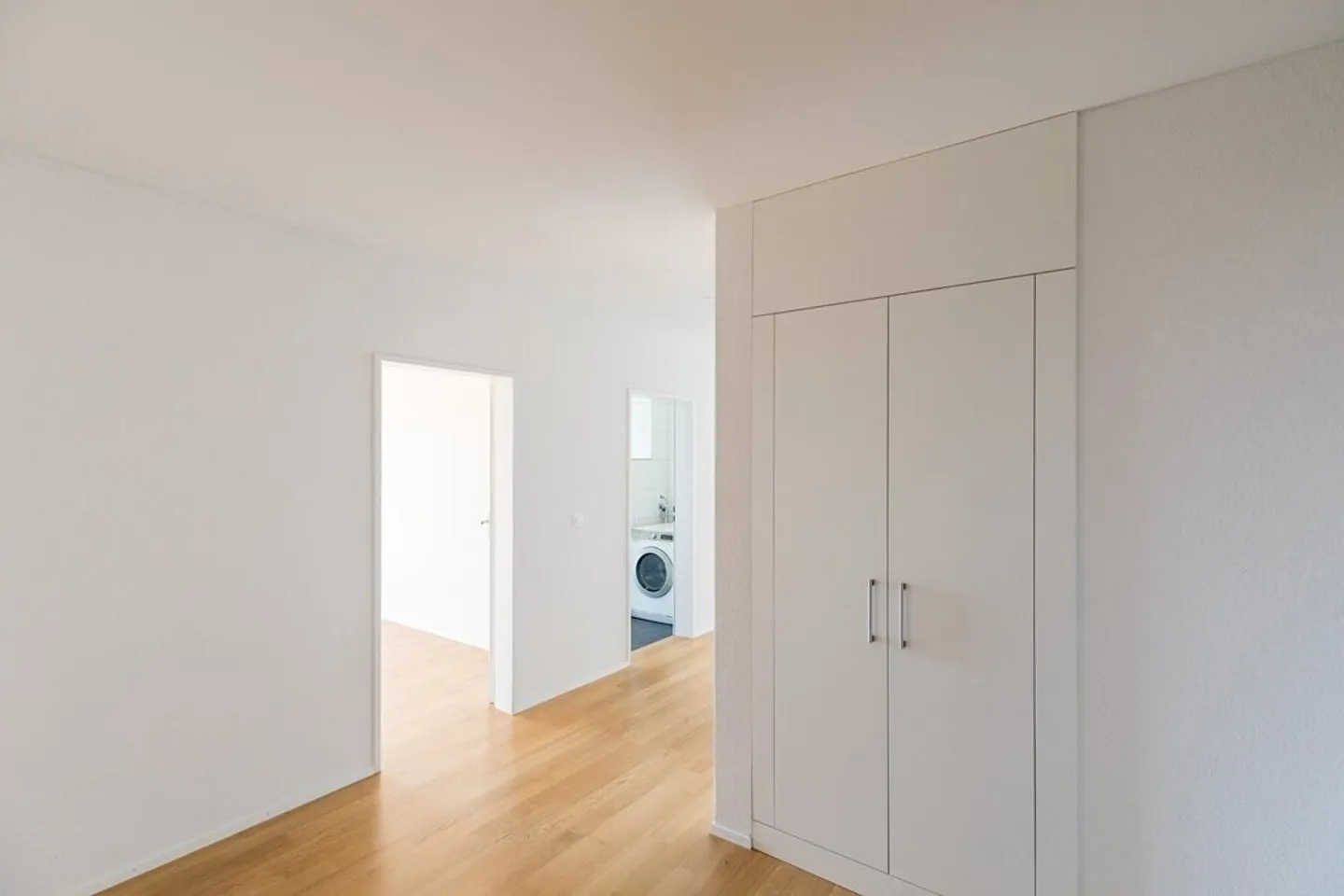 3.5 Room Apartment - Photo 8 of 9