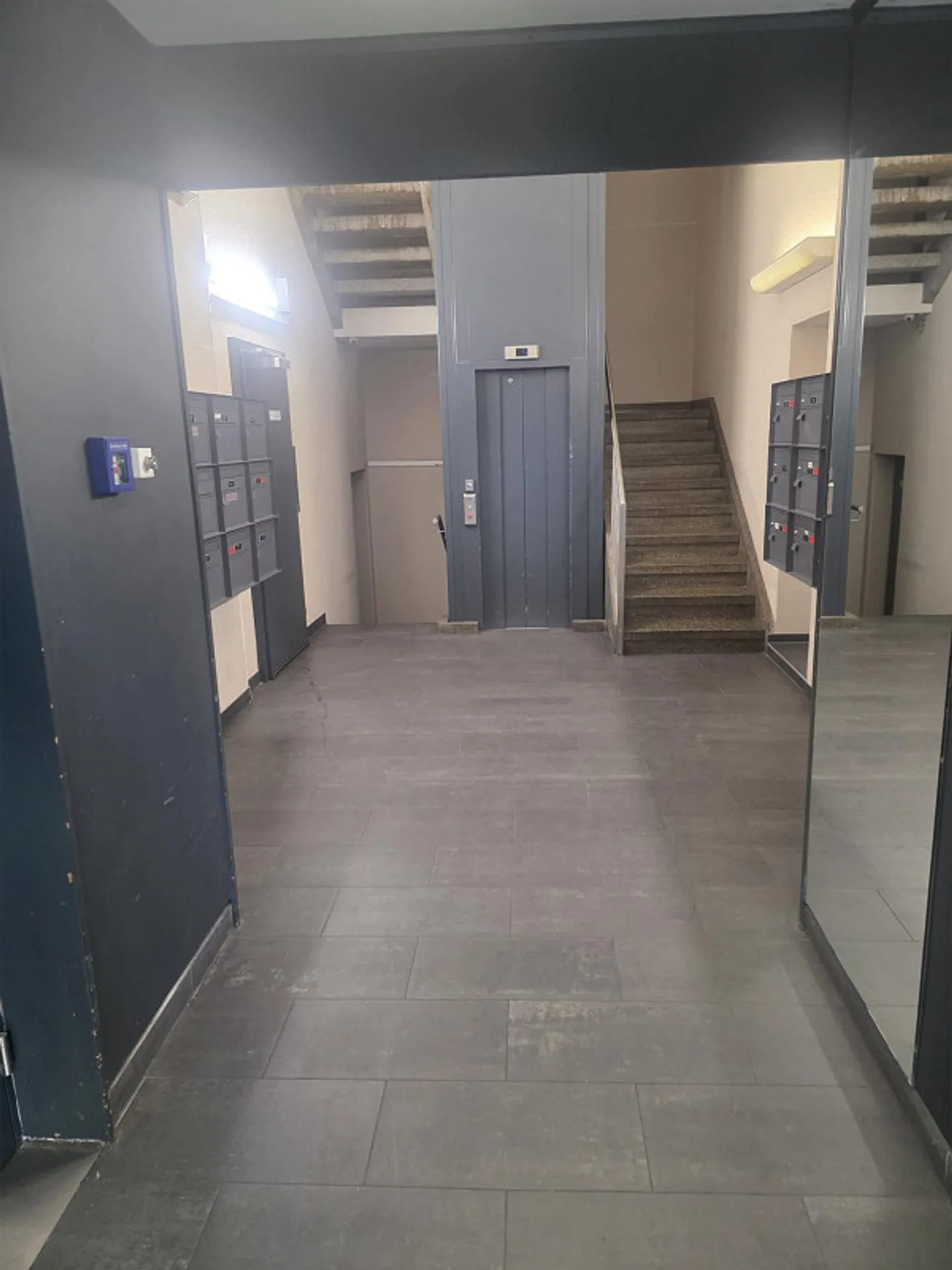 2-room apartment close to Cornavin train station, Geneva 1201 - Photo 2 of 12