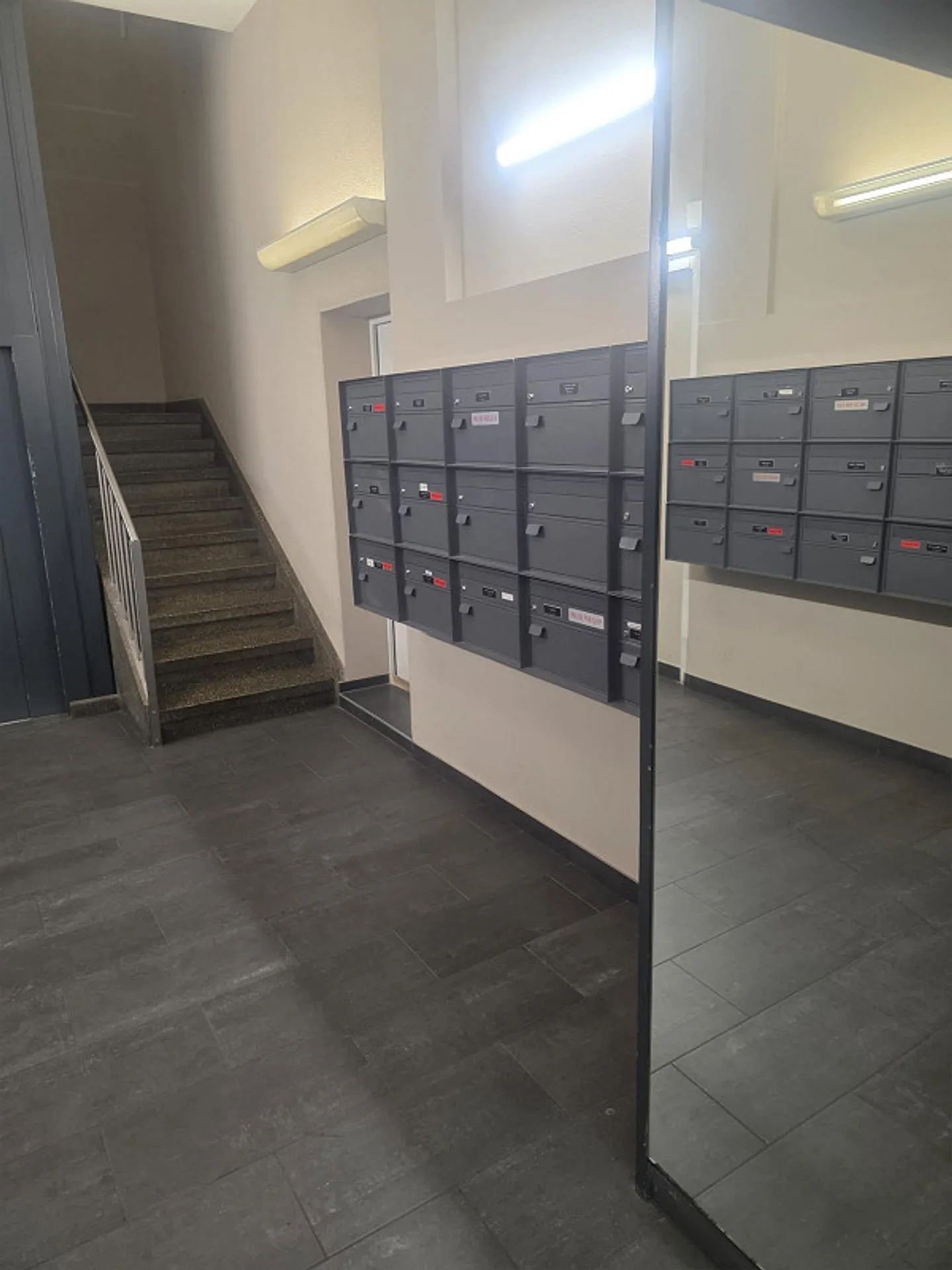 2-room apartment close to Cornavin train station, Geneva 1201 - Photo 3 of 12