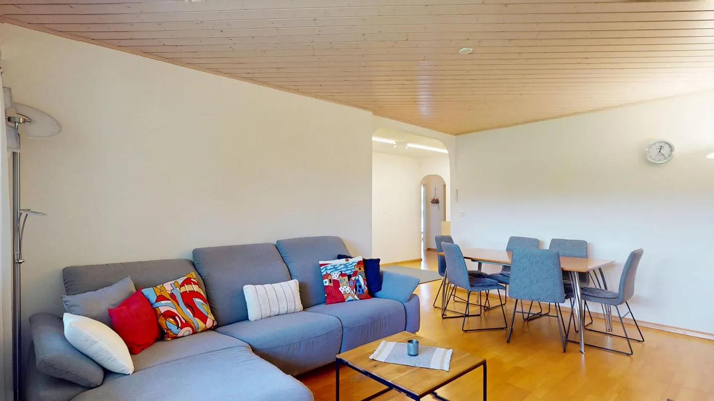Geräumige Familienwohnung mit Balkon - Foto 5 von 13