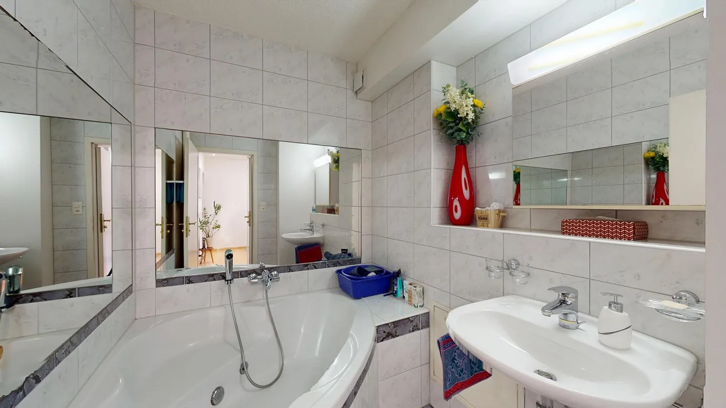 Geräumige Familienwohnung mit Balkon - Foto 8 von 13