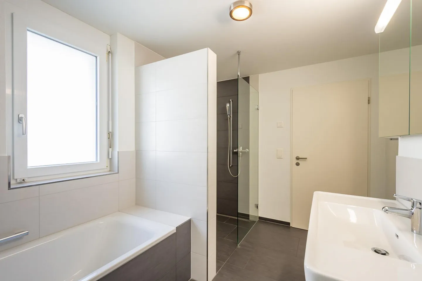 Penthouse, central - quiet - comfortable - Photo 7 of 13