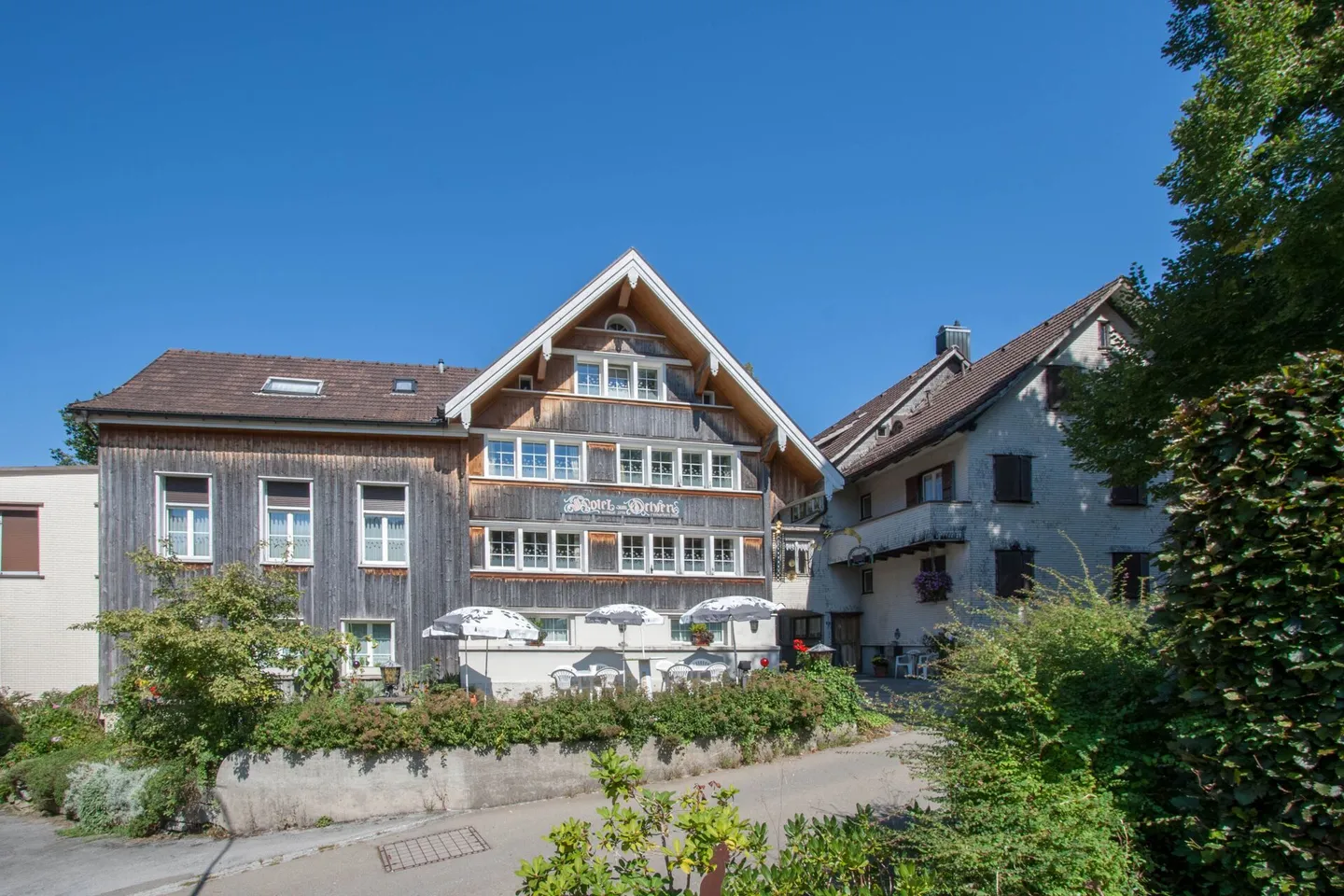 Wohn- und Gewerbeliegenschaft - Foto 3 von 65