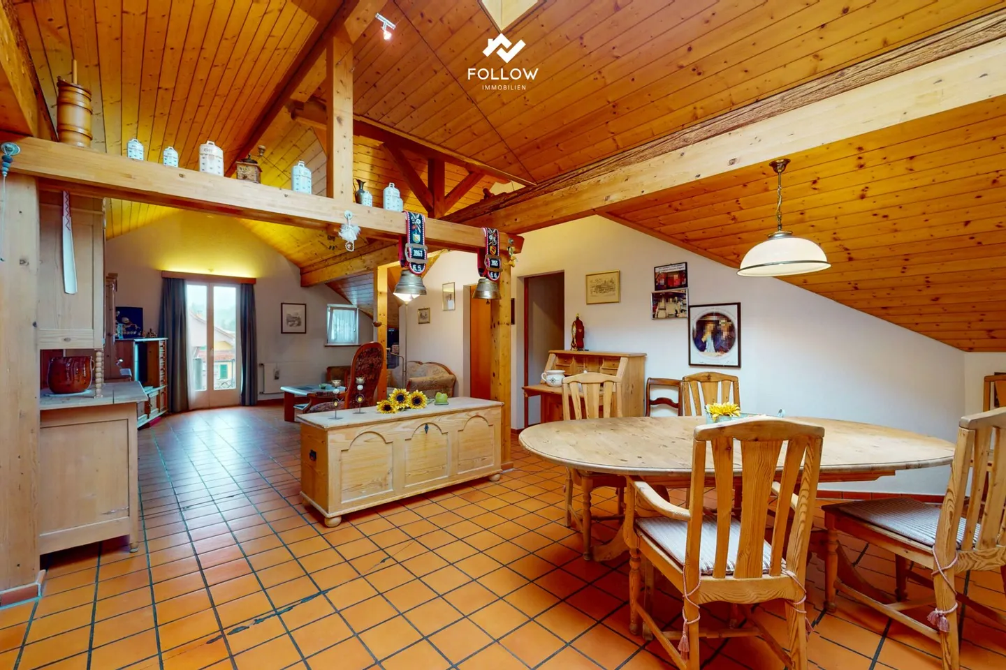 Unique property with great potential - Photo 3 of 17