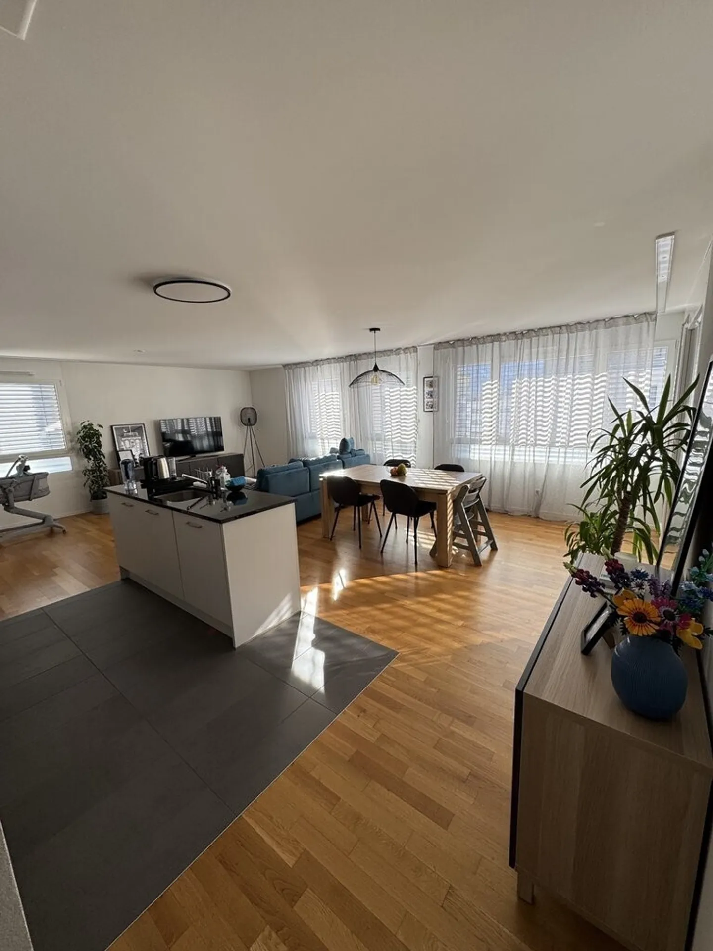 A saisir ! Superbe appartement proche du centre-ville de Sierre ! - Photo 3 sur 9