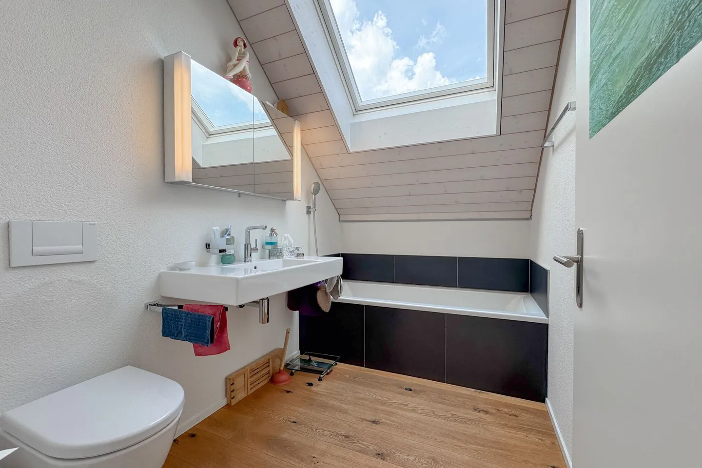 L'architecture rencontre la lumière et la vue sur la montagne : Maisonette avec haute confidentialité - Photo 11 sur 13