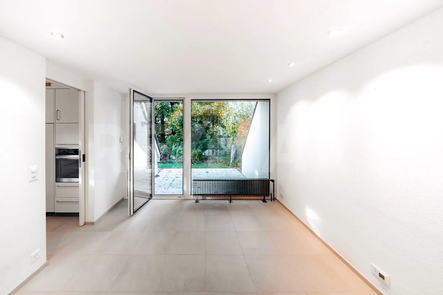 Charming 5.5-room semi-detached house in a quiet location in Dällikon - Photo 5 of 13