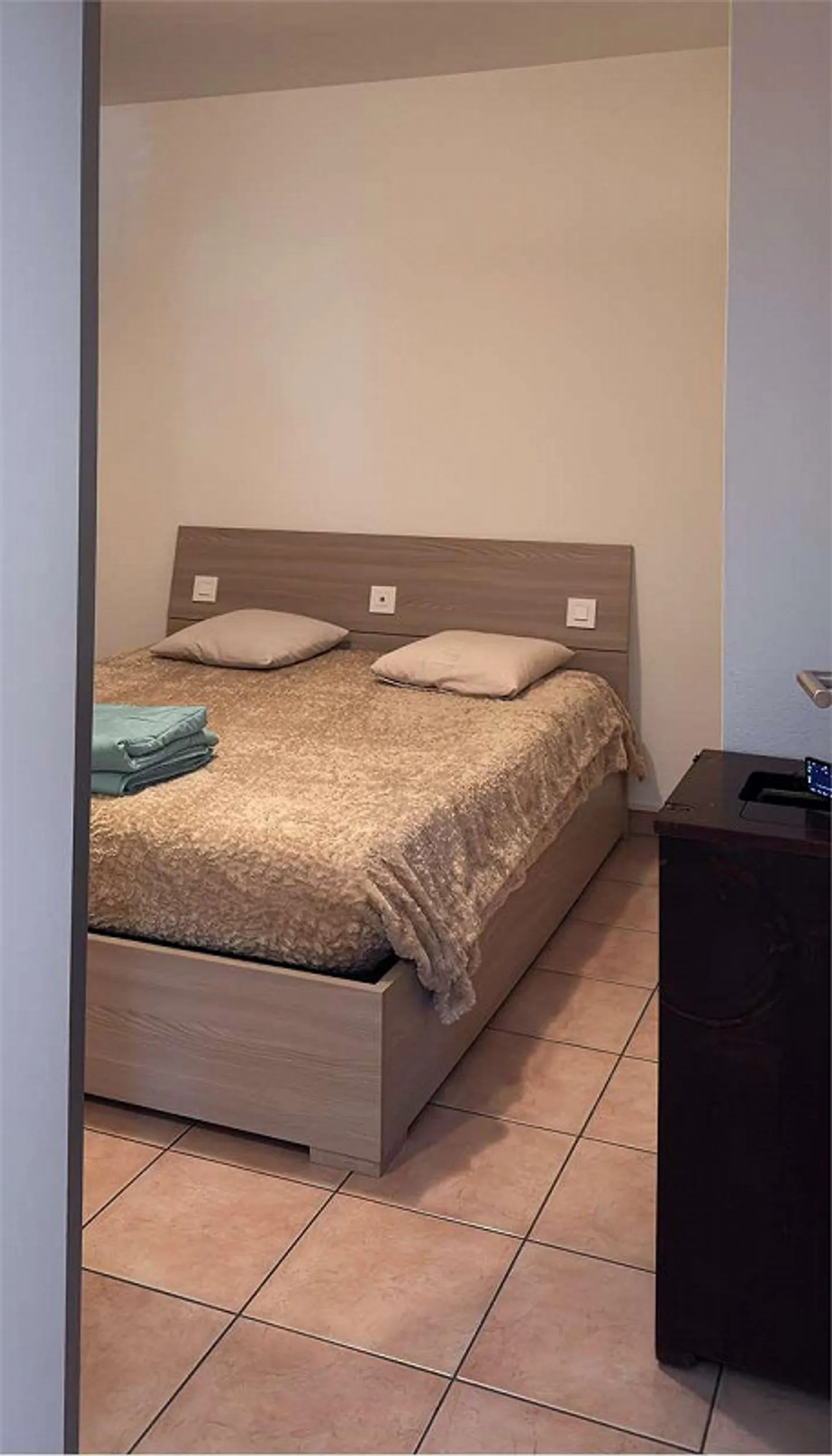 BEL APPARTEMENT AVEC JARDIN À SANT'ANTONINO - Photo 6 sur 13