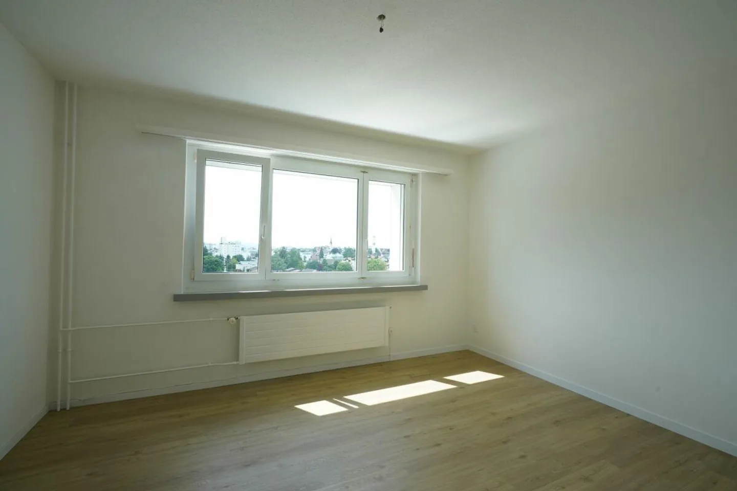 Gemütliche 2-Zimmerwohnung mit Aussicht - Foto 3 von 12