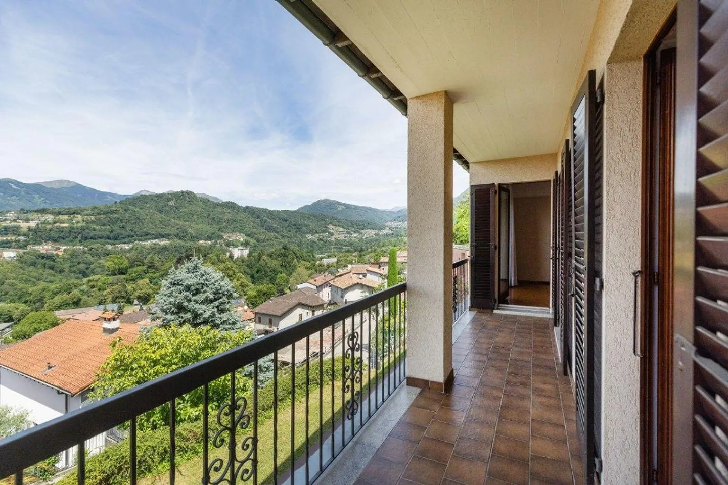 Maison unifamiliale de 6,5 pièces - Photo 10 sur 13