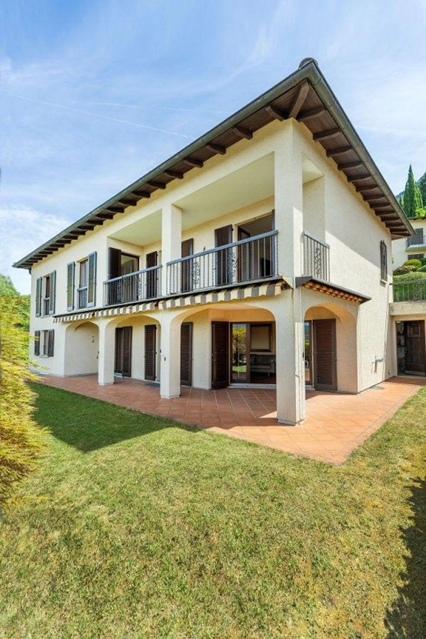 Maison unifamiliale de 6,5 pièces - Photo 1 sur 13