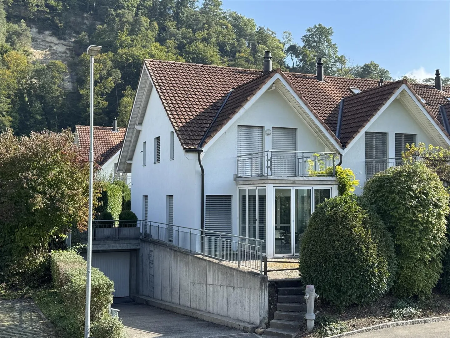 Haus 4,5 Zimmer - Foto 1 von 8