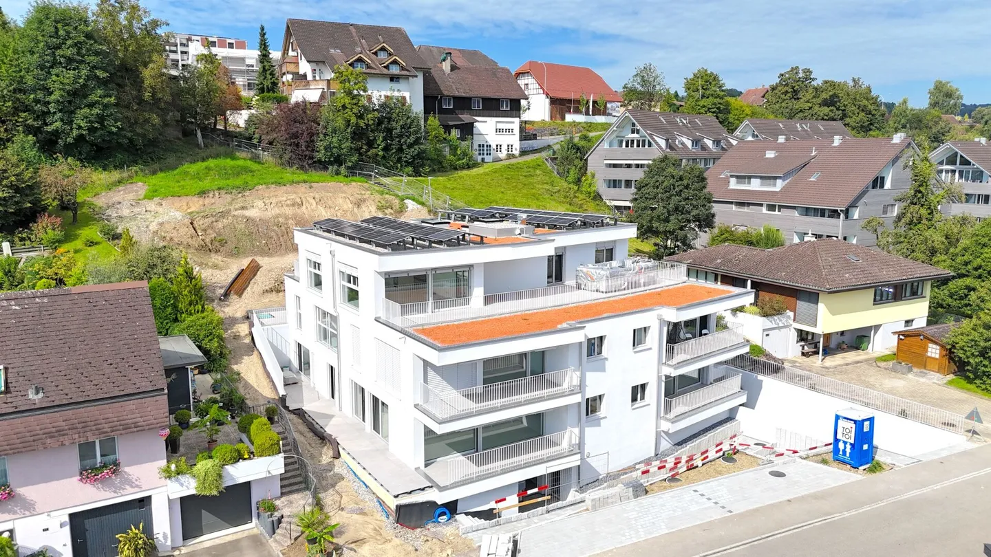 NUOVA COSTRUZIONE PRONTA PER ESSERE ABITATA - VIVERE SEMPLICE - ALTI STANDARD - Foto 1 di 9
