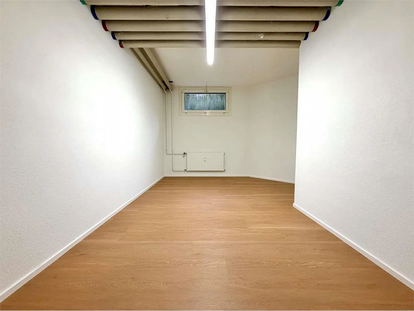 À vendre grands locaux de stockage privés à Breganzona - Photo 2 sur 3