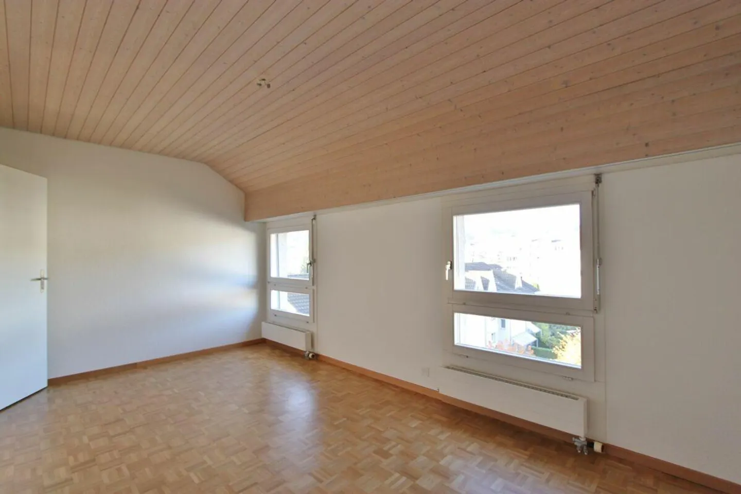 Charmante Wohnung mit Balkon - Foto 2 von 6