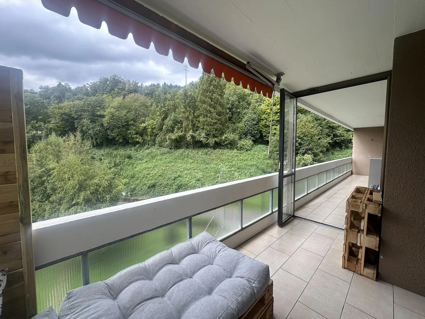 Appartamento soleggiato di 4,5 stanze a Trimbach - Foto 7 di 8