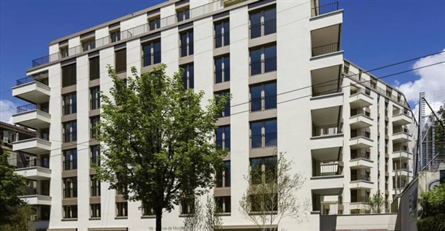 Commerce - Photo 2 of 2