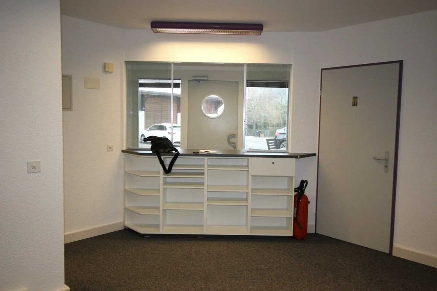 "SPAZI DI CIRCA 80 M² PRONTI PER ESSERE OCCUPATI" - Foto 2 di 13