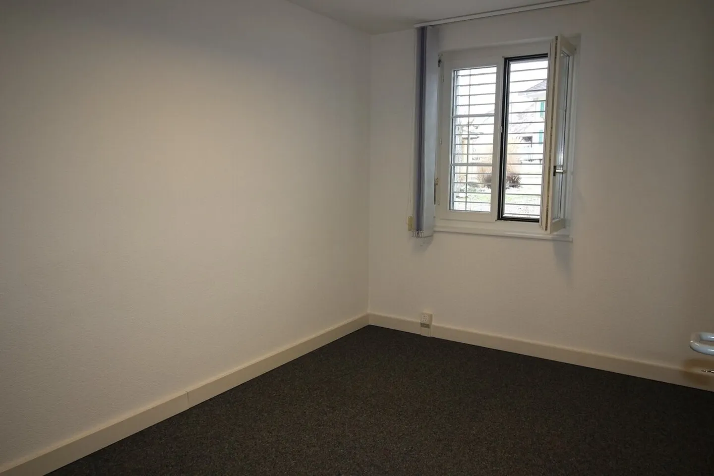 "SPAZI DI CIRCA 80 M² PRONTI PER ESSERE OCCUPATI" - Foto 5 di 13