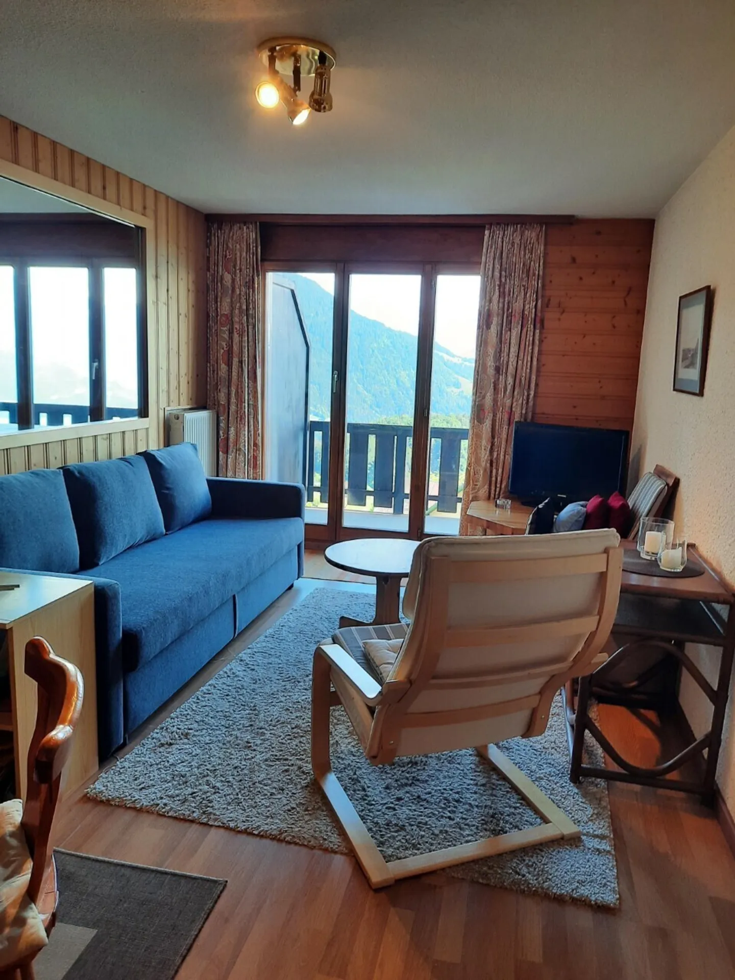 Cozy 2.5-room apartment furnished. Summer rental - Photo 1 of 7