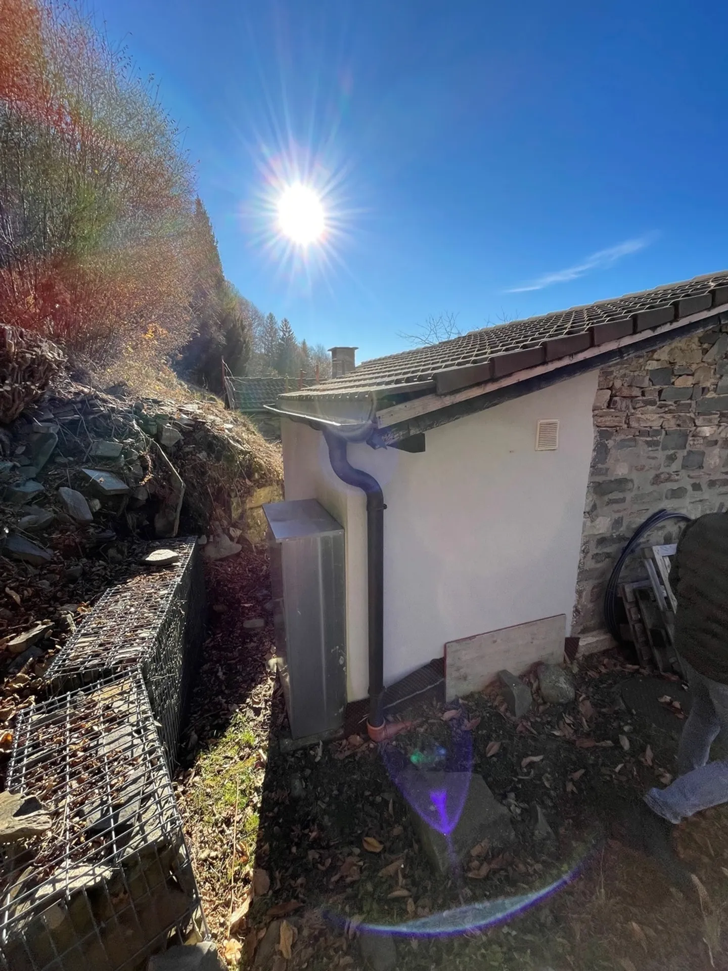 RUSTICO IMMERSO NEL VERDE, PACE E RELAX - MITTEN IM GRÜNEN, RUHE RELAX - Foto 8 di 10