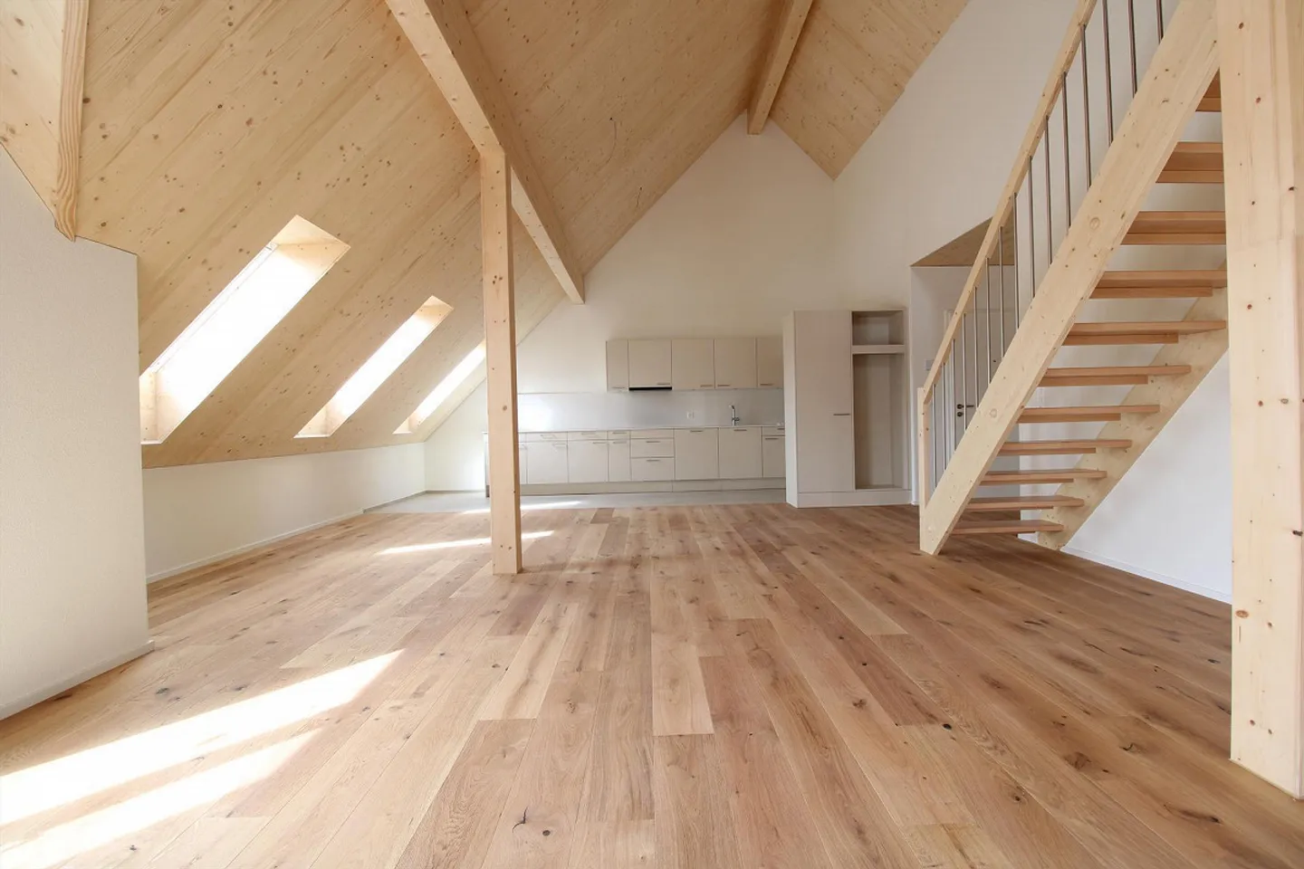 4.5 Room New Build Maisonette Apartment - Photo 5 of 11