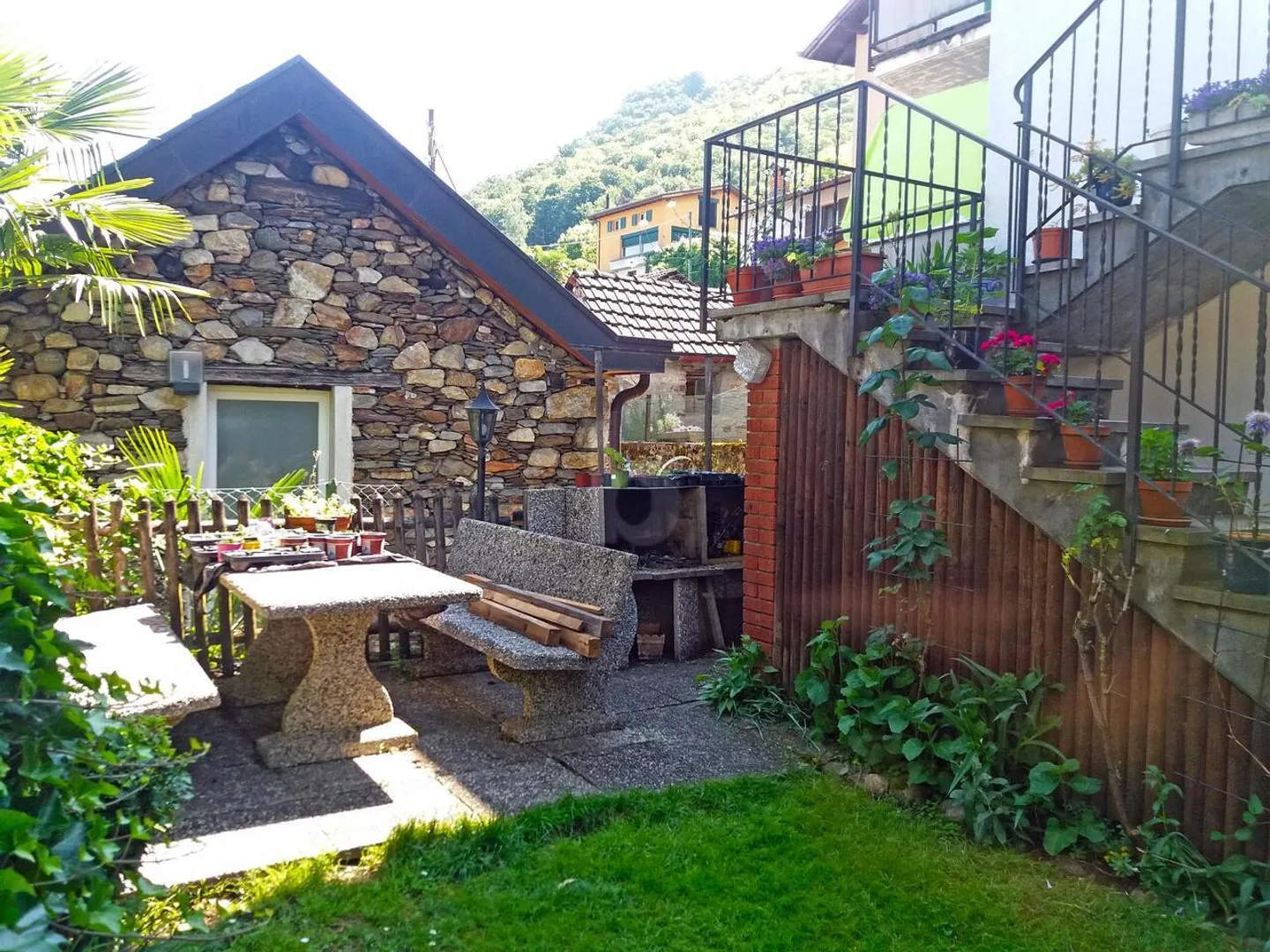 ZENTRAL, RUHIG UND SONNIG - Foto 2 von 6