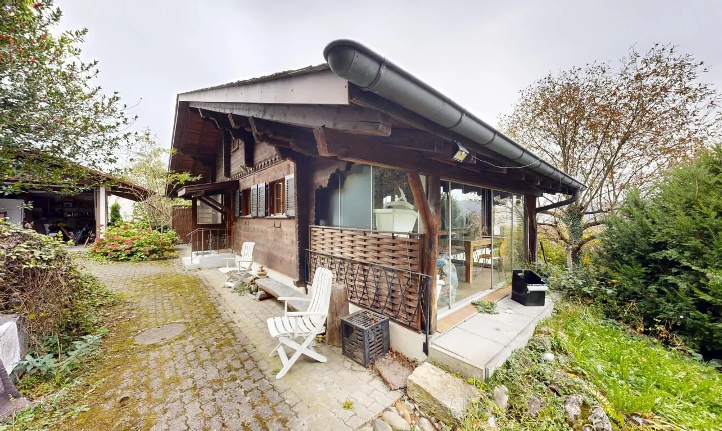 Attractive building plot in a sunny location - Photo 7 of 13