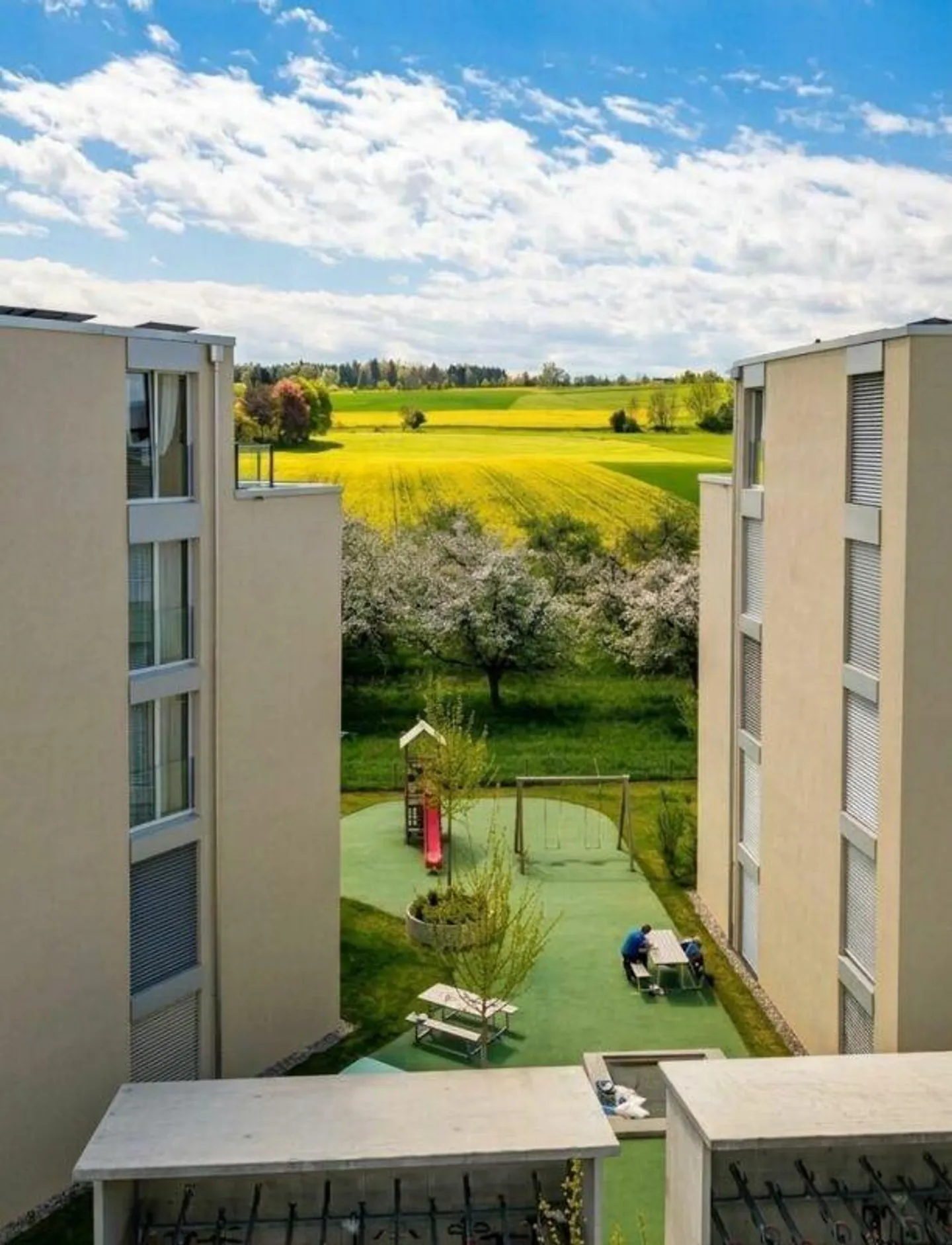 Ampio appartamento attico di 2,5 locali con 79m2 - Foto 6 di 11