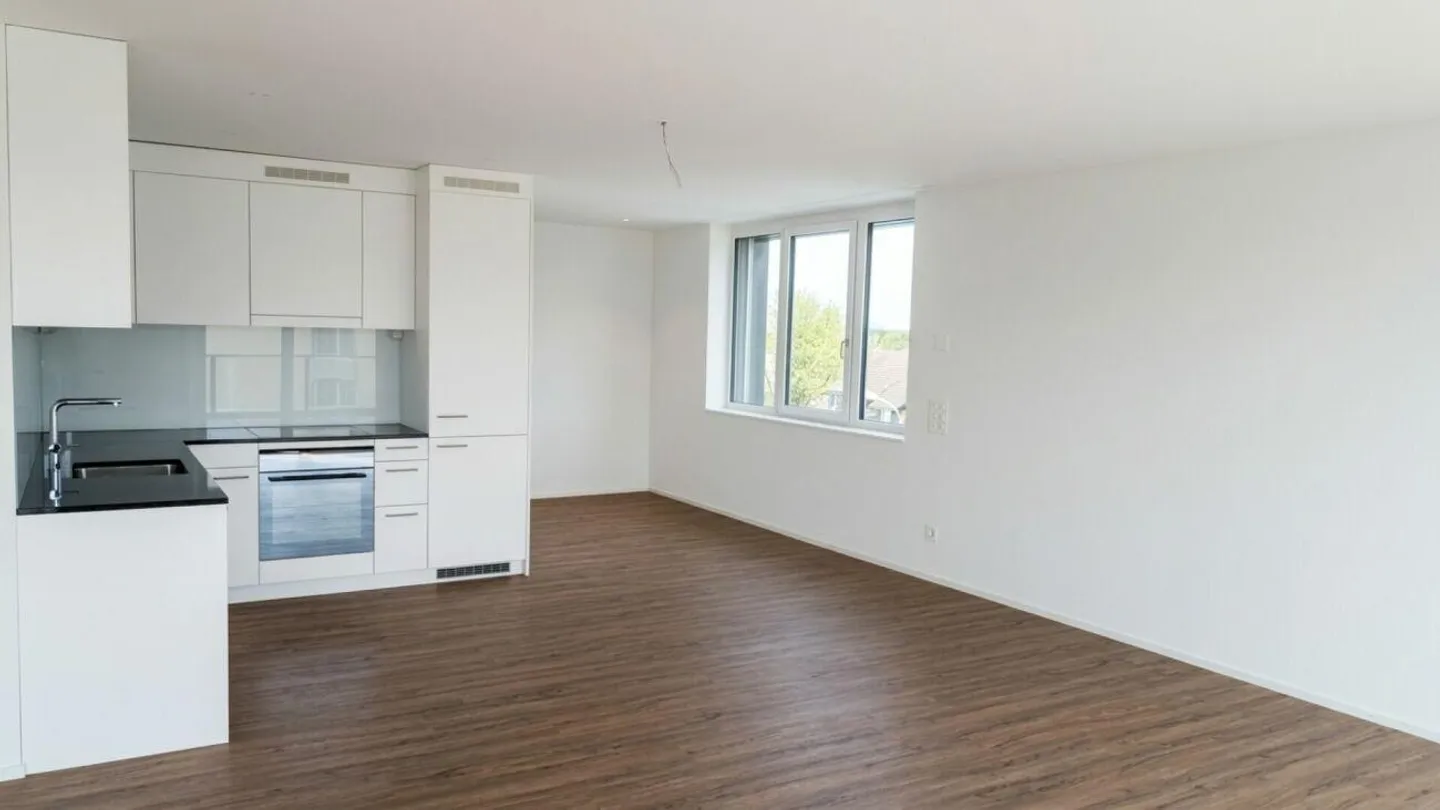Ampio appartamento attico di 2,5 locali con 79m2 - Foto 7 di 11