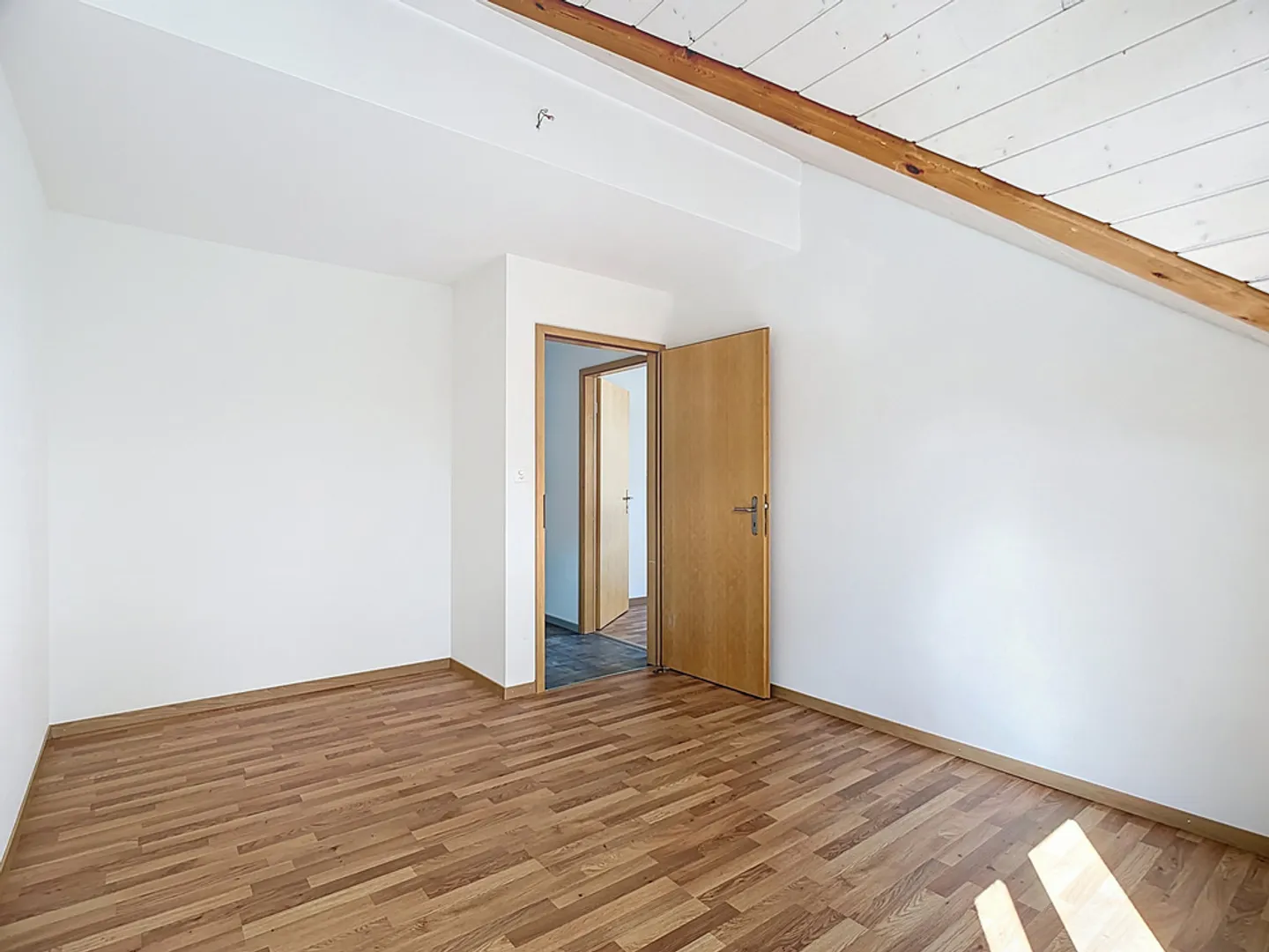 Apartment for rent - Photo 9 of 12