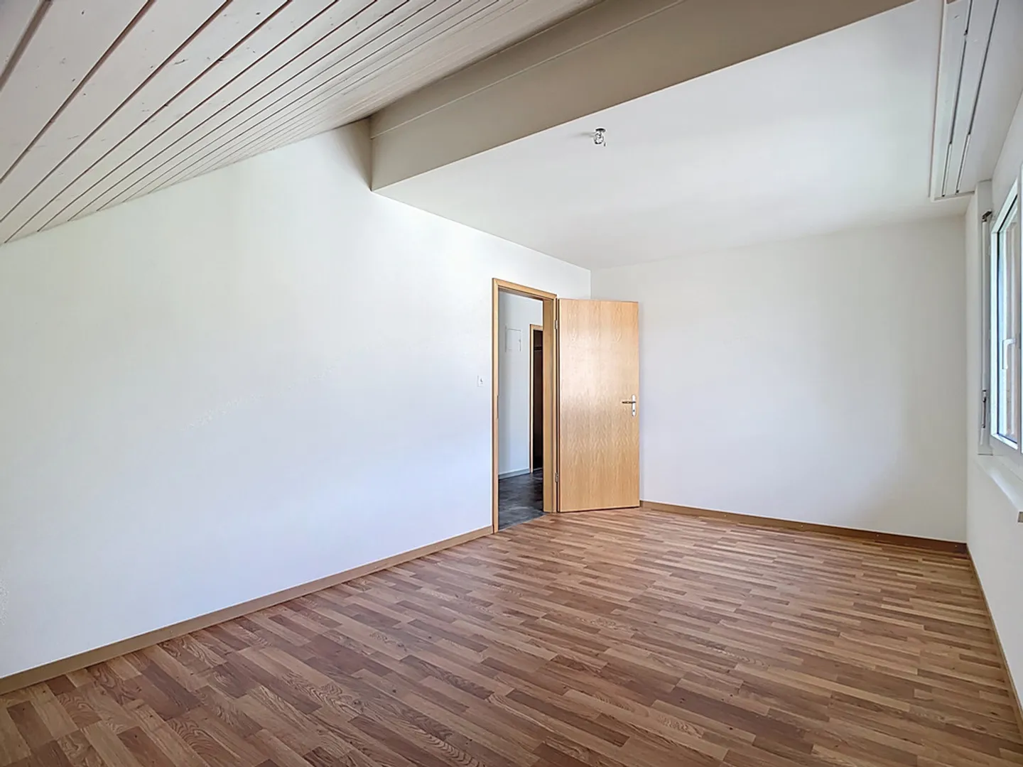 Apartment for rent - Photo 10 of 12