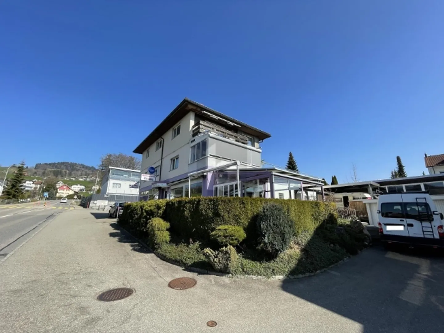 Ristorante unico con giardino d'inverno - Foto 1 di 6