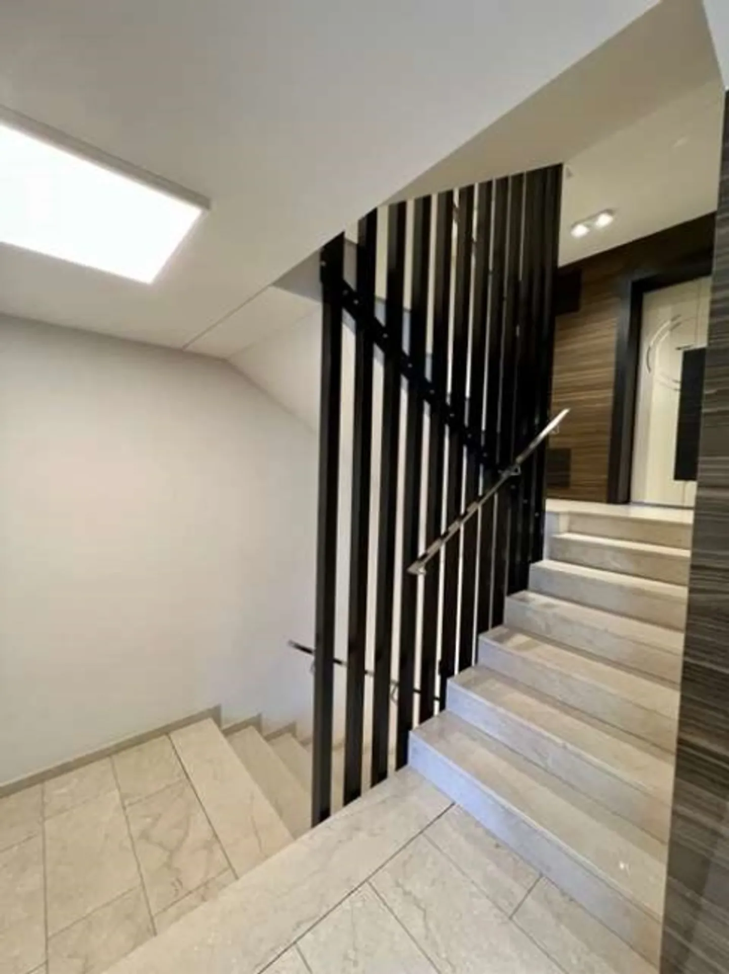 Elegant Commercial Office Spaces in Lugano, Massagno - Photo 12 of 20