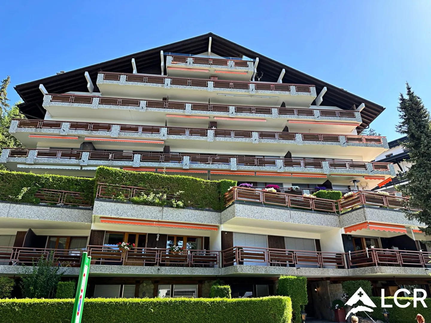 2,5 Stanze con una vista mozzafiato - Piscina interna - Foto 10 di 10
