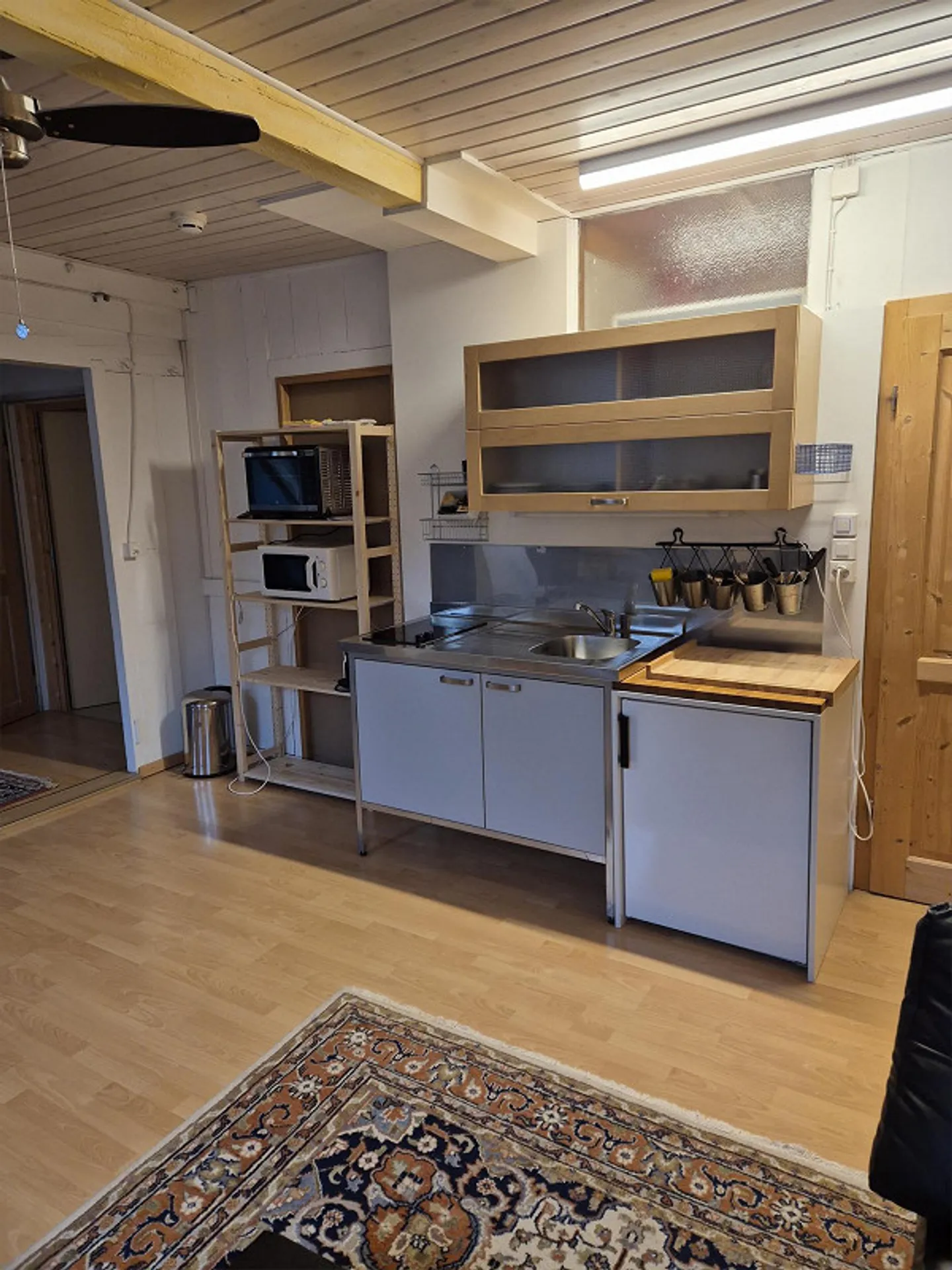 Charming 3.5-room attic apartment in the heart of St. Gallen's old town - Photo 7 of 12