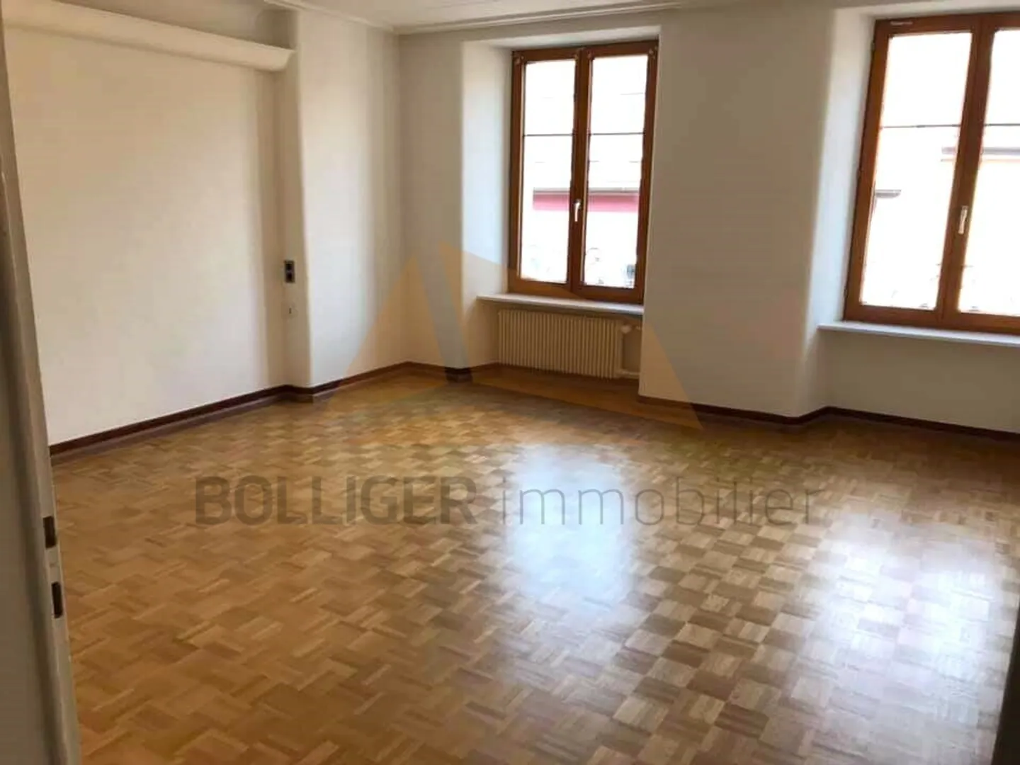 Mixed-use building - Photo 13 of 13