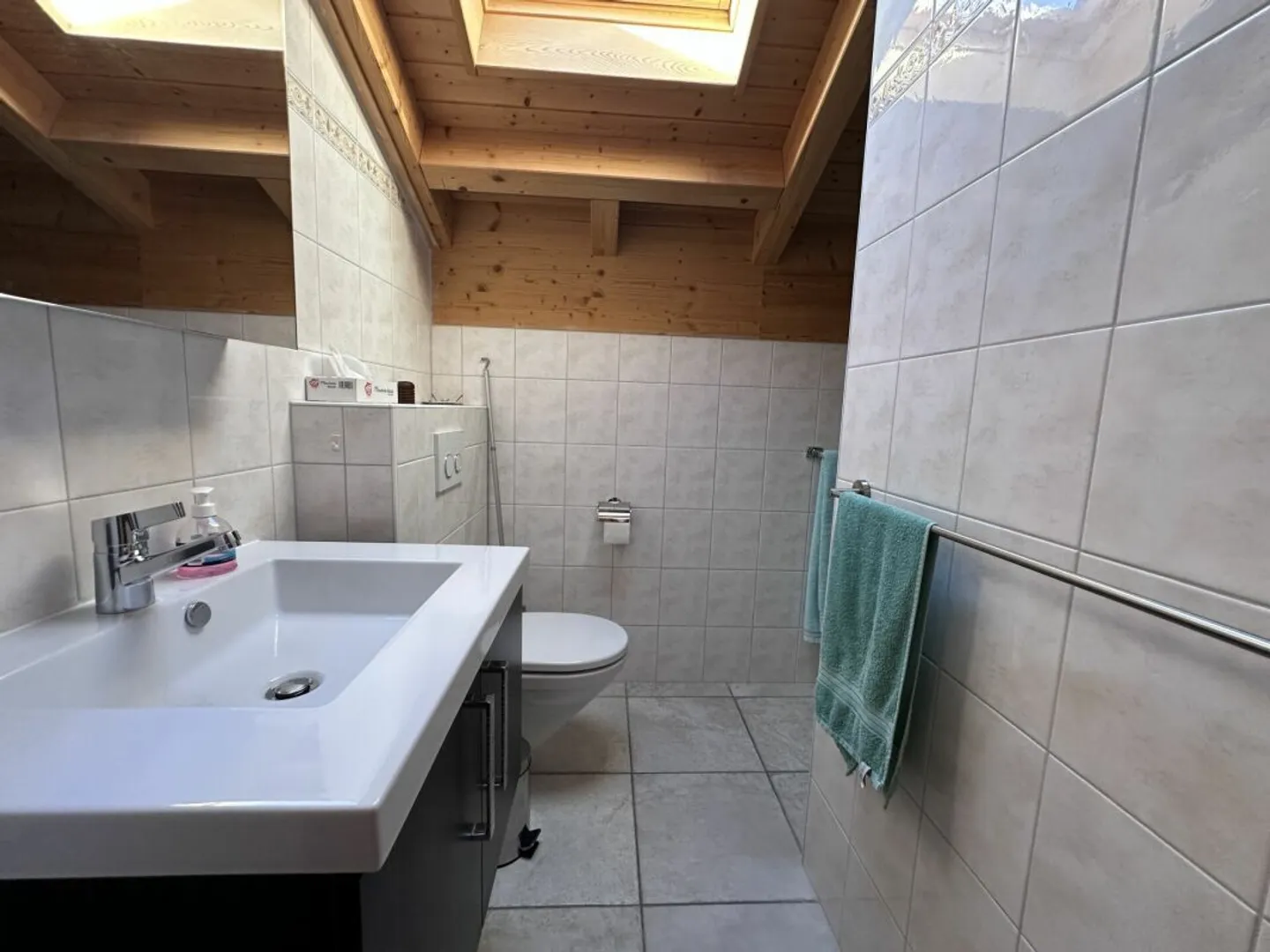 Magnifico attico esposto a sud con grande terrazza a Evionnaz - Foto 13 di 16
