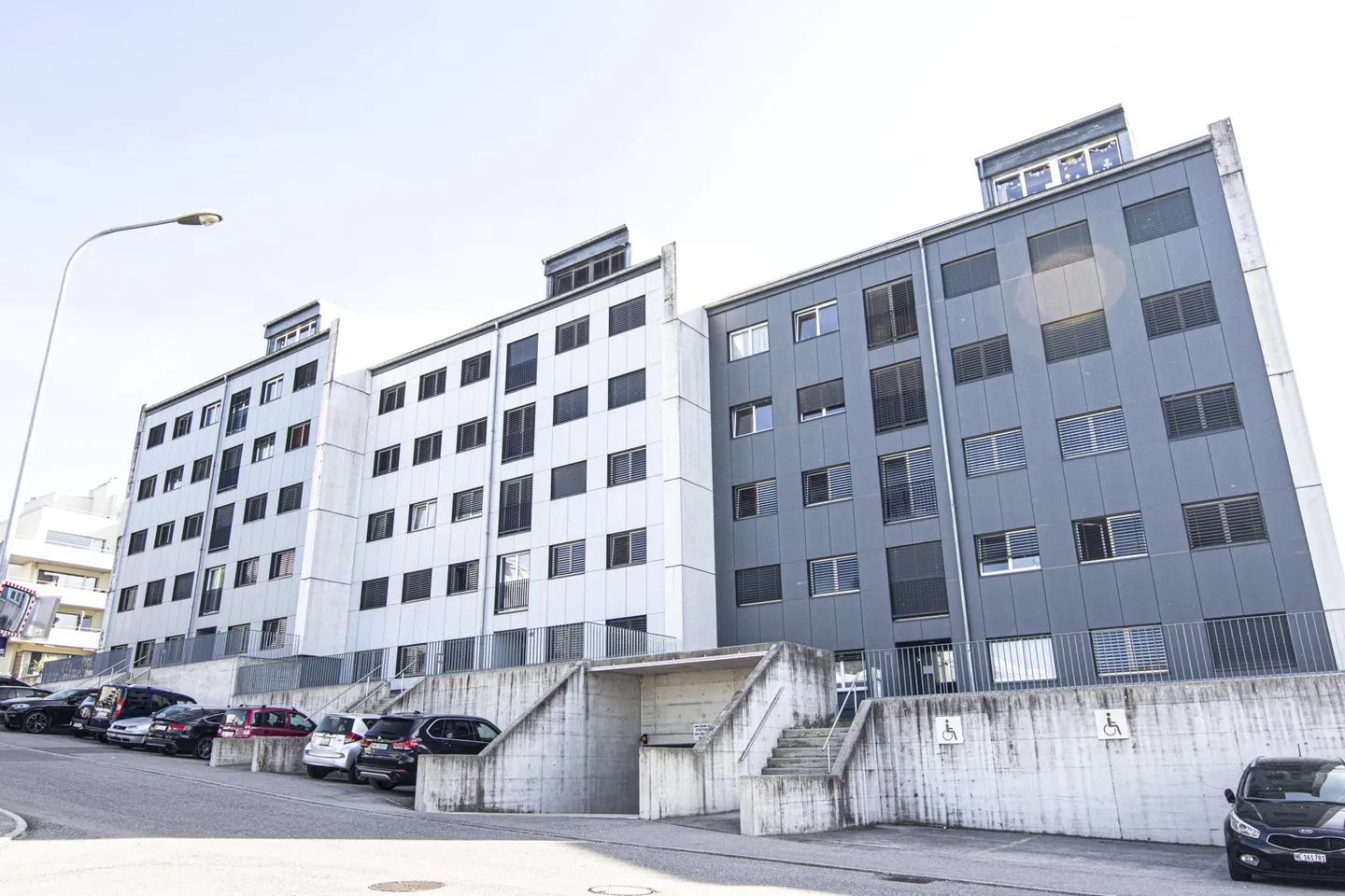 Spacious 4.5 Room Apartment - Photo 4 of 11