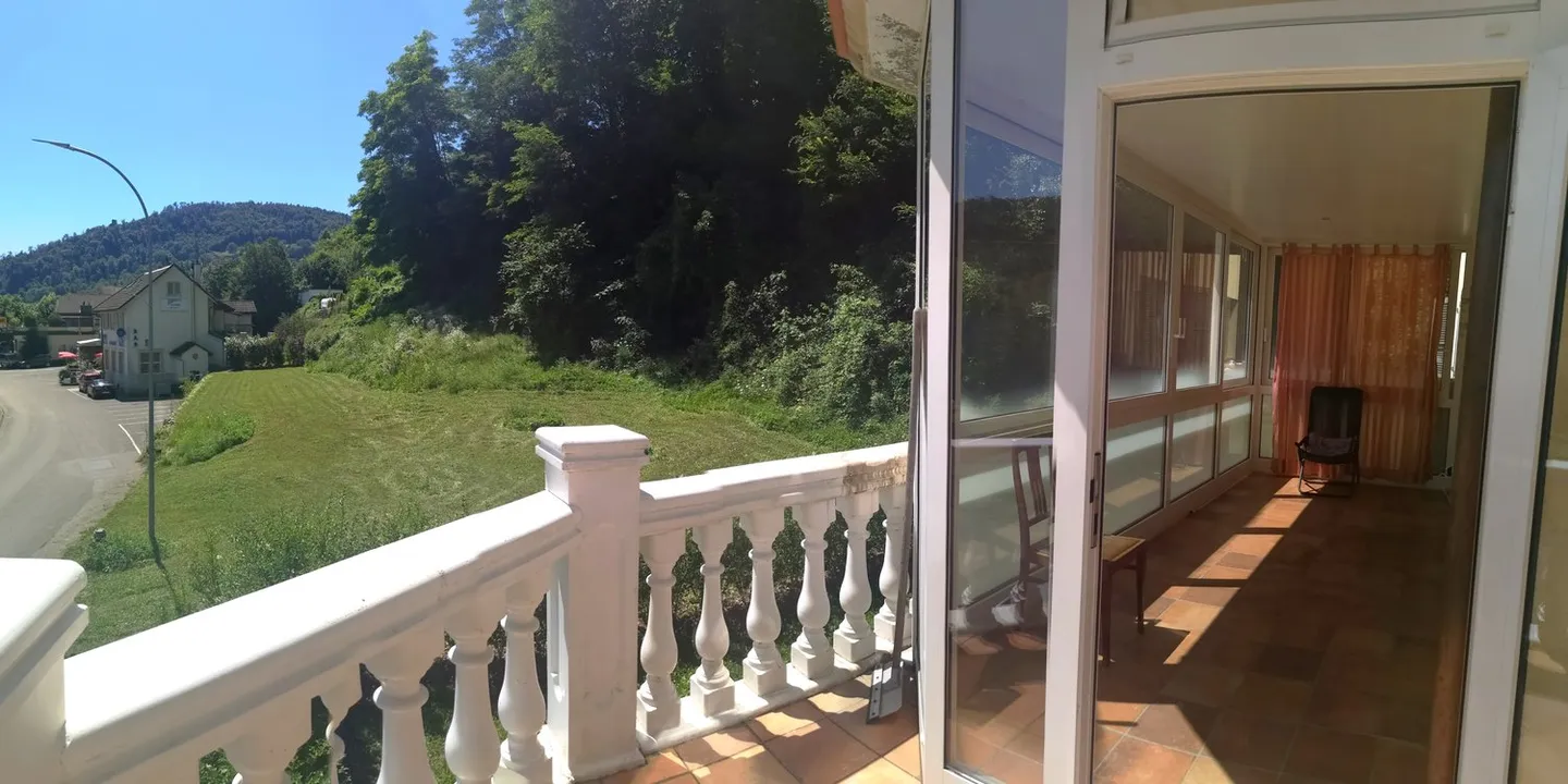 Baisse prix : appartement au 1er étage avec ascenseur, véranda et grand balcon - Photo 34 of 35