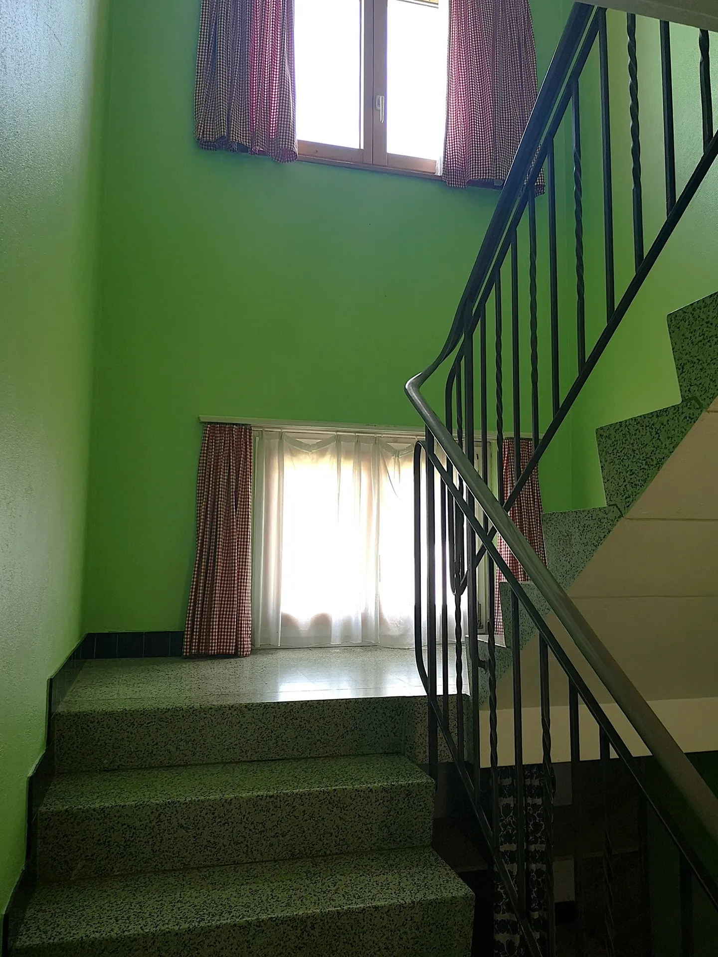 Two houses to renovate partly on a plot of 3253m2, with garage/workshop - Photo 32 of 45