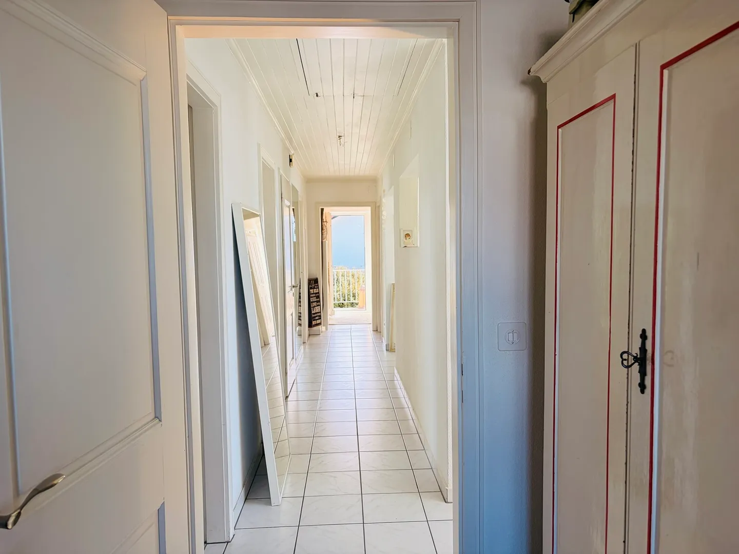 APPARTEMENT 2½ PIÈCES À HERRLIBERG (ZH), MEUBLÉ, TEMPORAIRE - Photo 7 sur 10