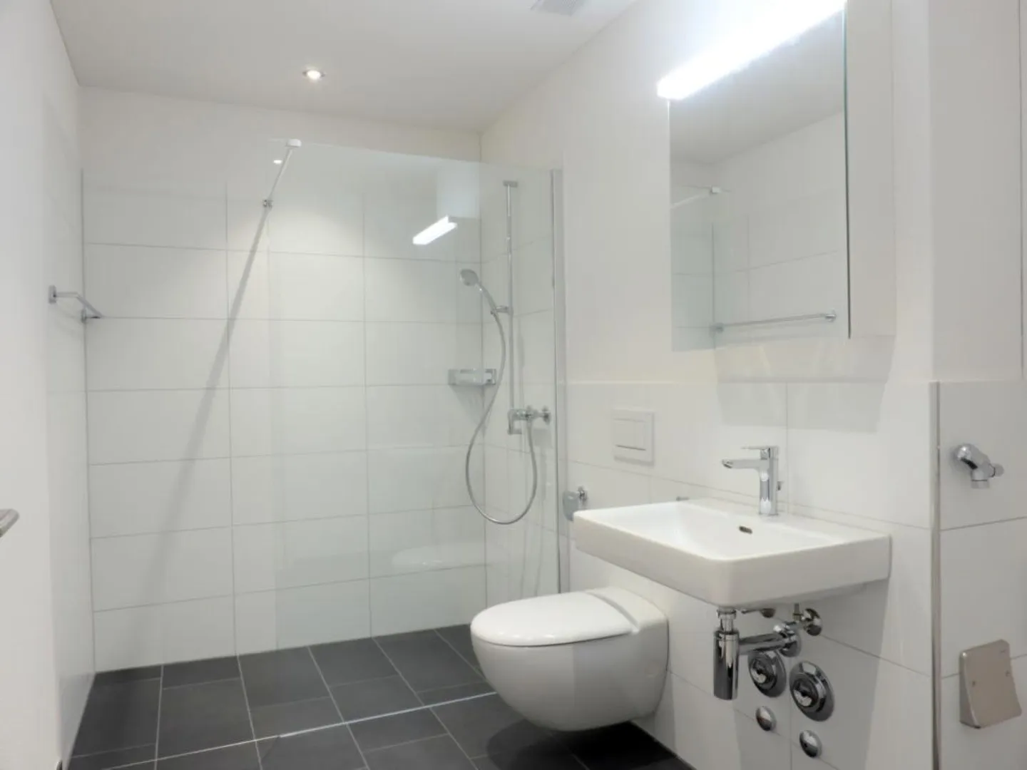 Modernes Stadtapartment in Zürich - Foto 3 von 6