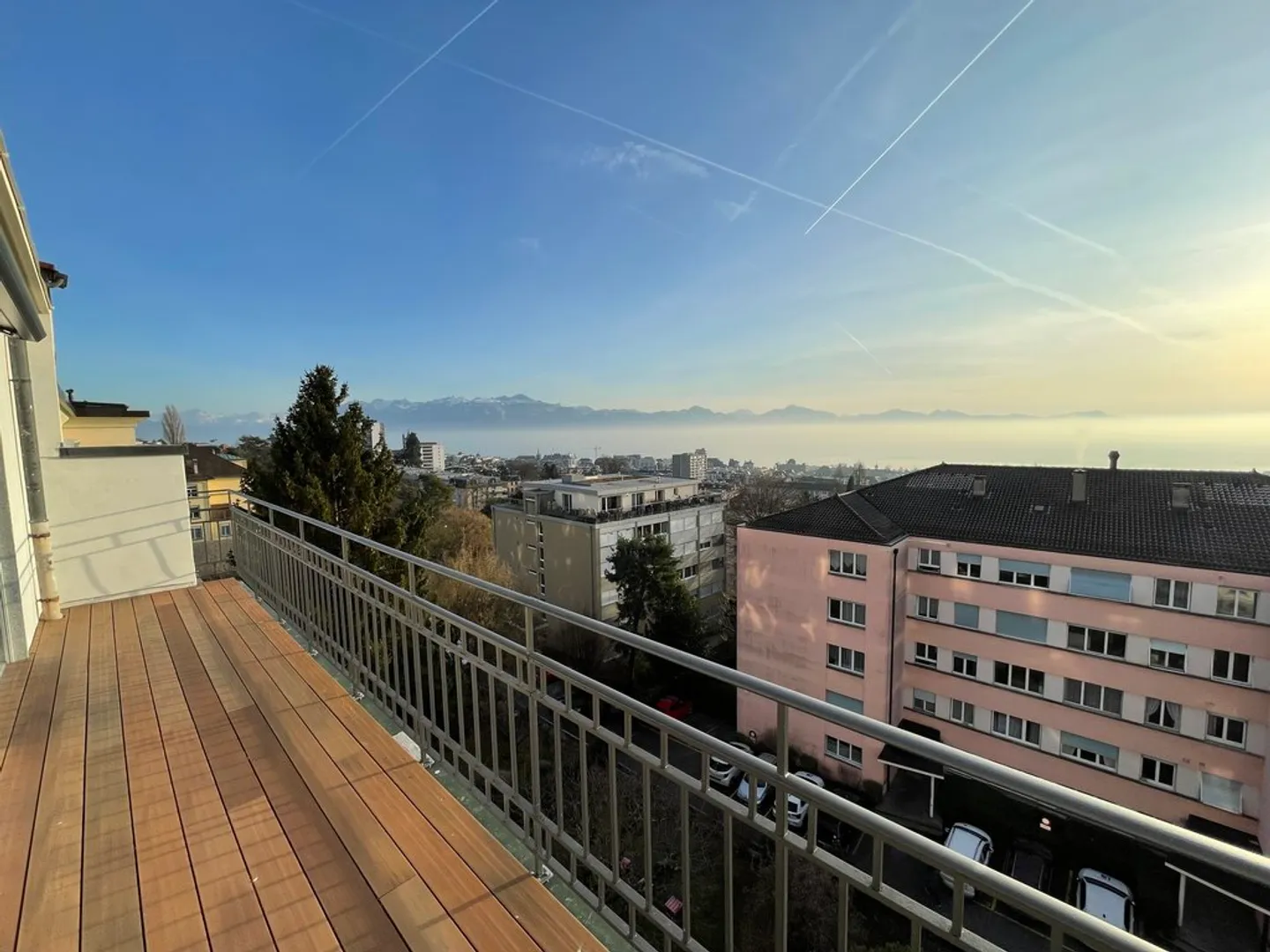 Charming 3.5 Room Apartment - Photo 5 of 12