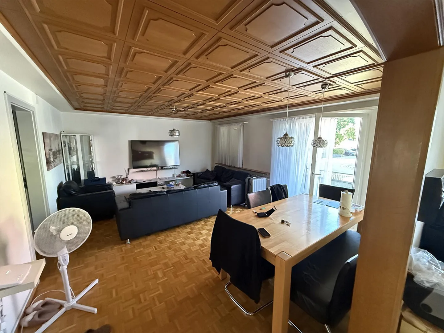 Appartement de 4,5 pièces au rez-de-chaussée avec pavillon de jardin - Photo 3 sur 8