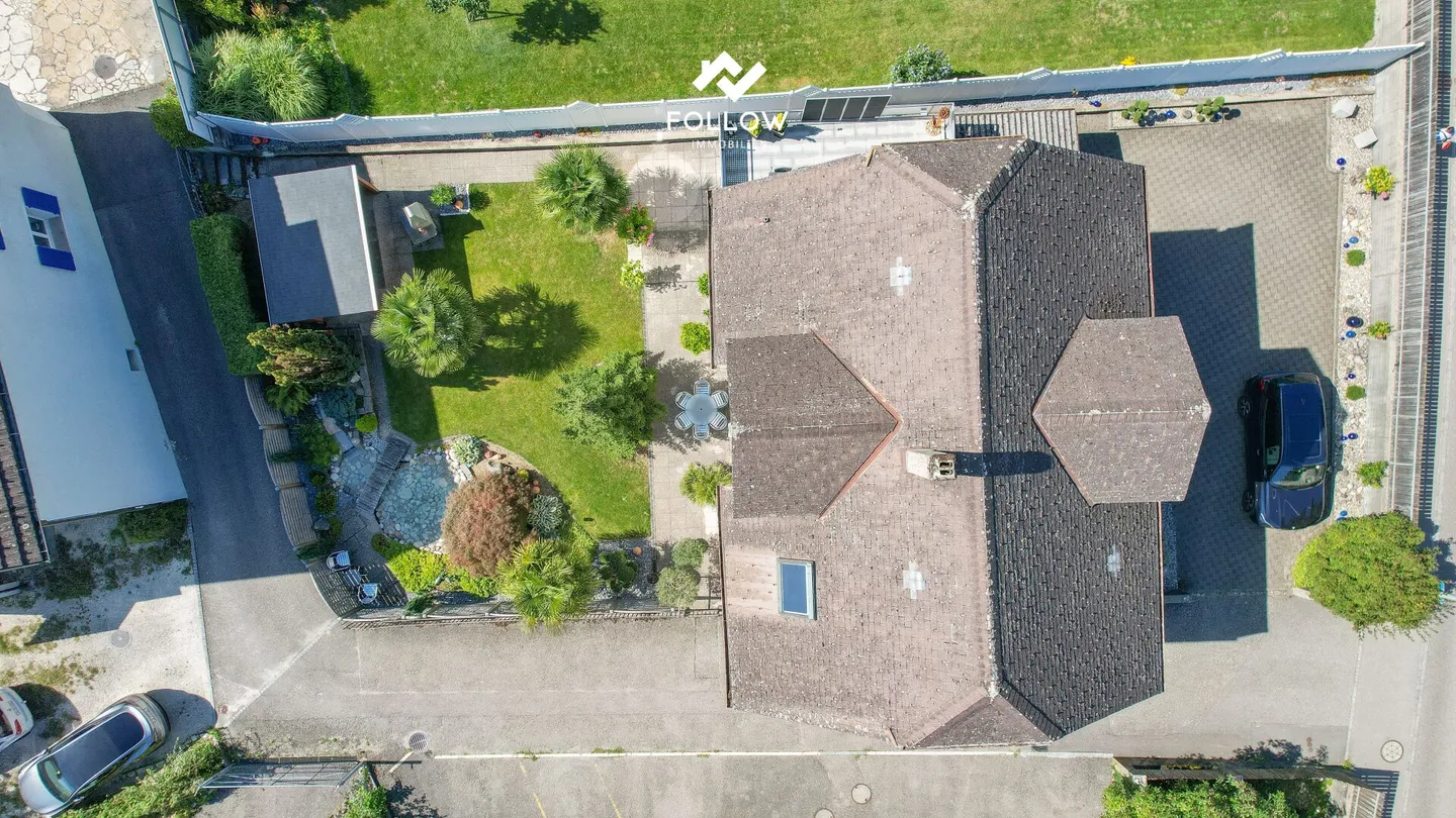 Casa unifamiliare o plurifamiliare ben tenuta in posizione centrale - Foto 10 di 26