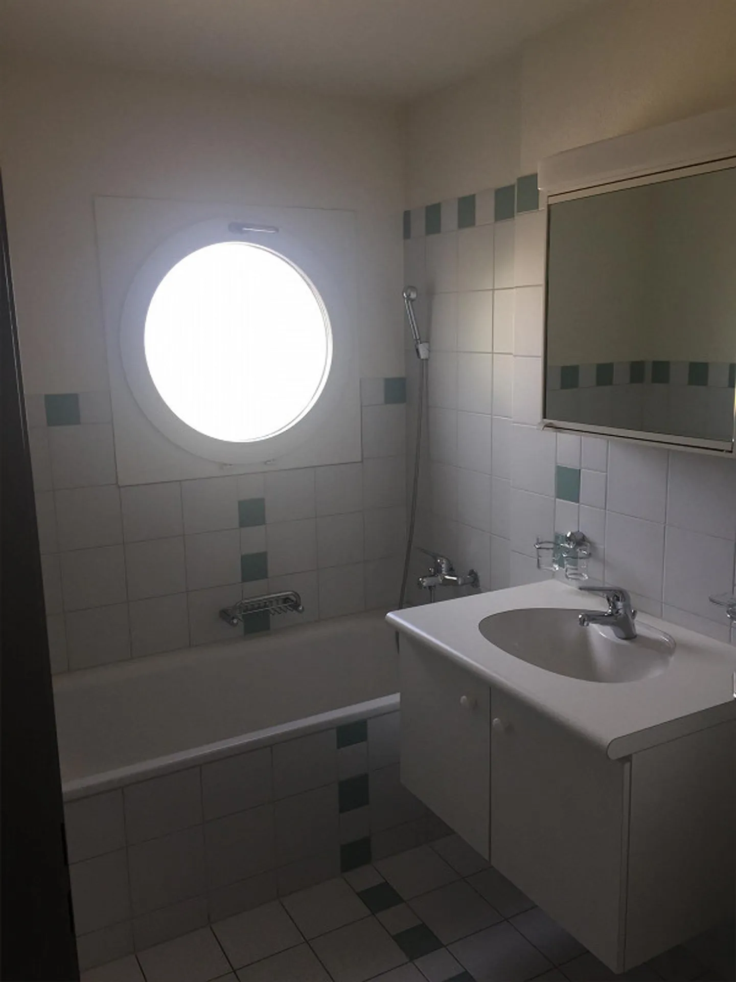 Appartamento familiare spazioso in affitto - Foto 2 di 7