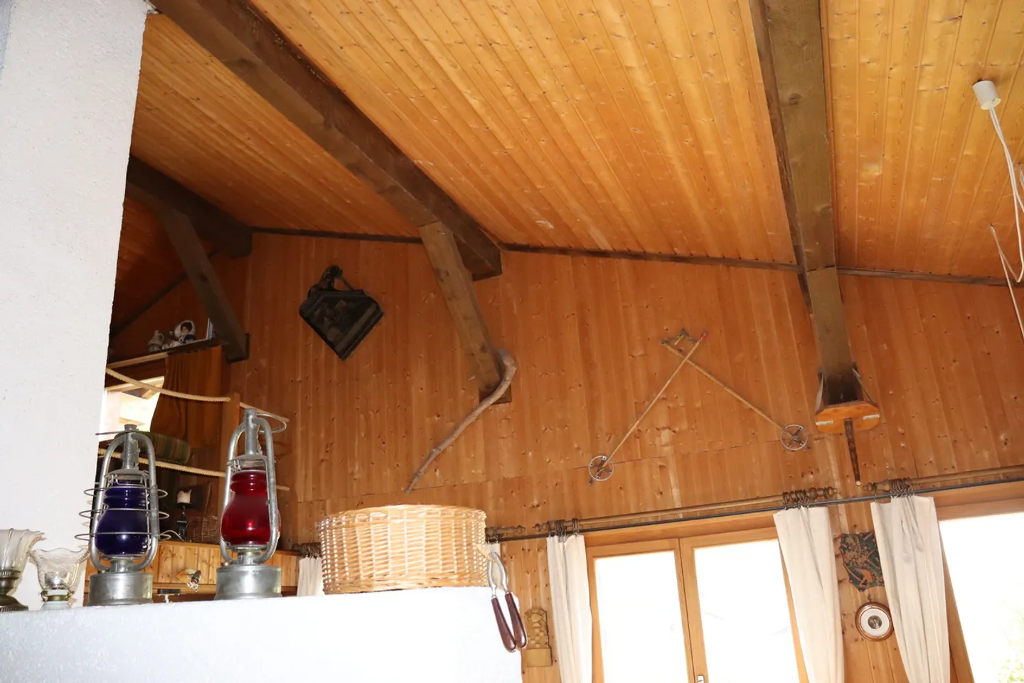 Charming Chalet with Terrace - Photo 10 of 14