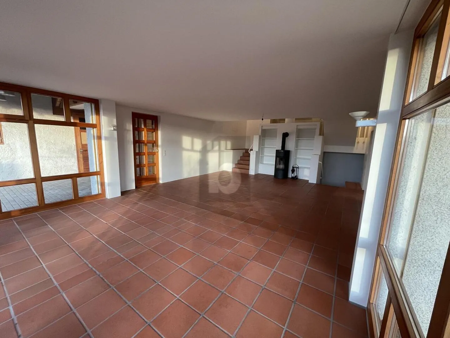 POSIZIONE SOLEGGIATA CON VISTA - Foto 2 di 6