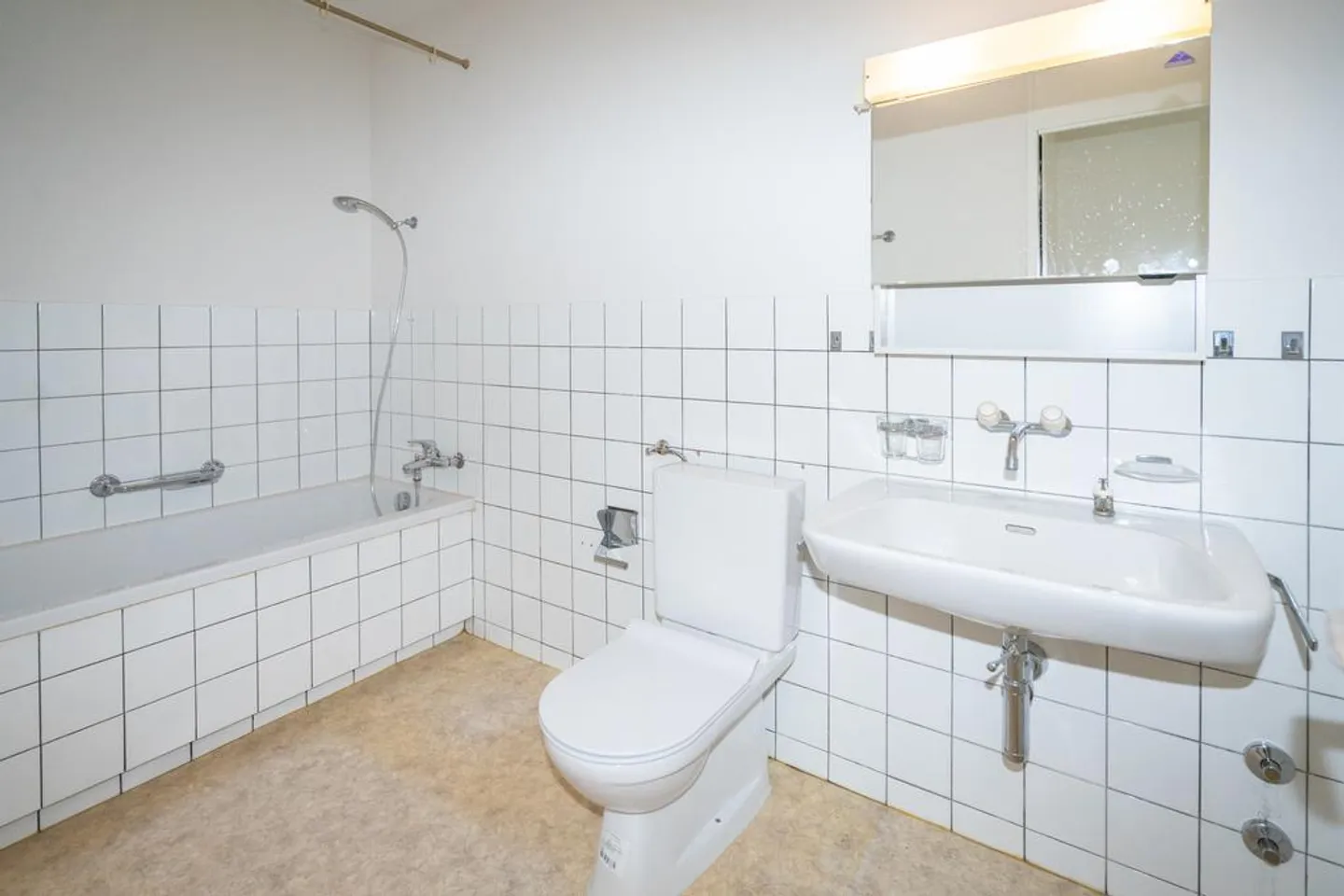 Charmante 3.5 Zimmer-Wohnung mit Balkon - Foto 4 von 6
